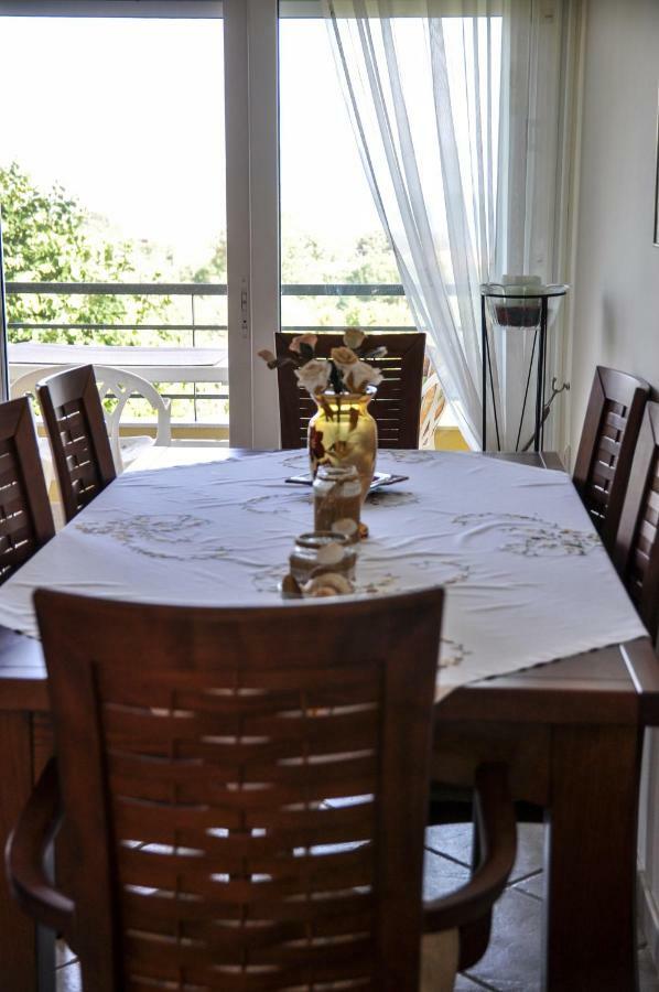 Martha'S Villa Nea Iraklitsa Екстер'єр фото