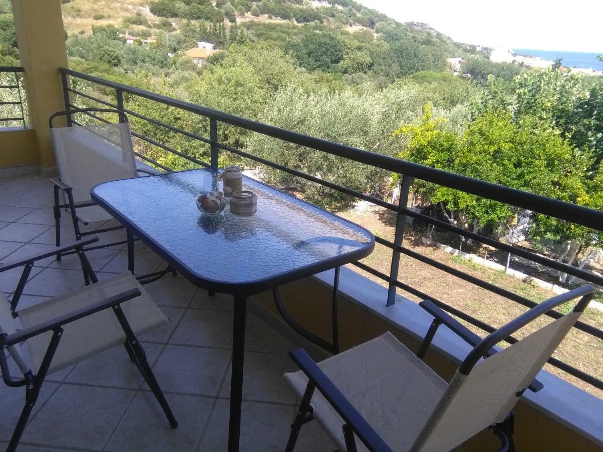 Martha'S Villa Nea Iraklitsa Екстер'єр фото